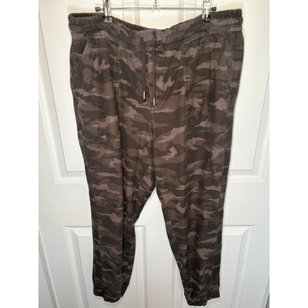 Athleta Camo Farallon Jogger Pants Brown Grey Camouflage‎ Size 18 535275-02